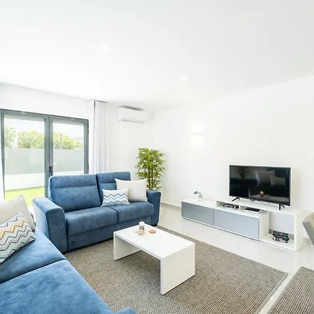 Villa Coral Bay - Moradia Familiar Com Piscina Aquecível E Bbq Em Albufeira